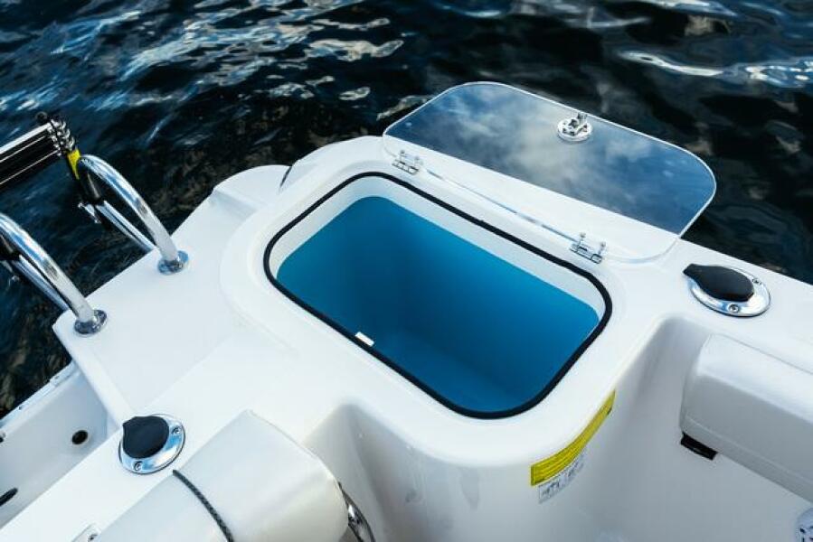 2023 Wellcraft 222F