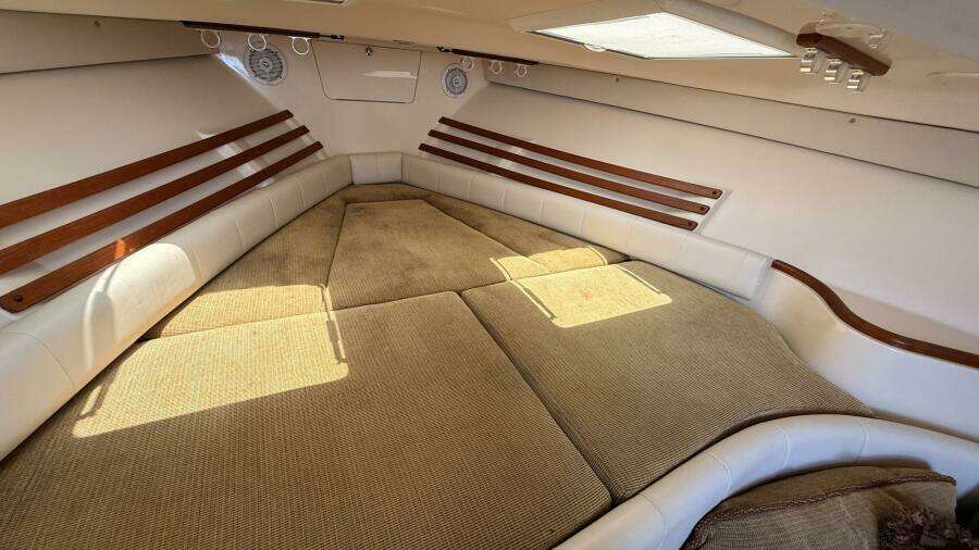 33ft Grady White Yacht For Sale
