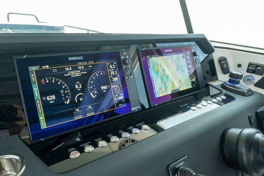 Stock 36 37ft Axopar Yacht For Sale