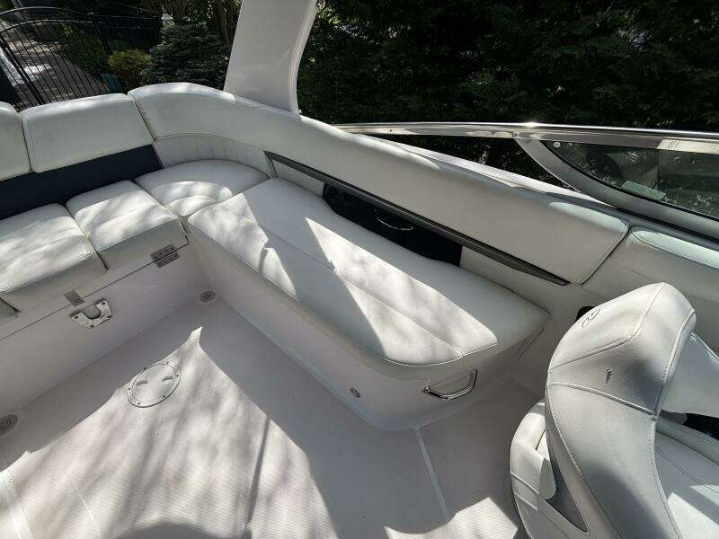 25ft Regal Yacht For Sale