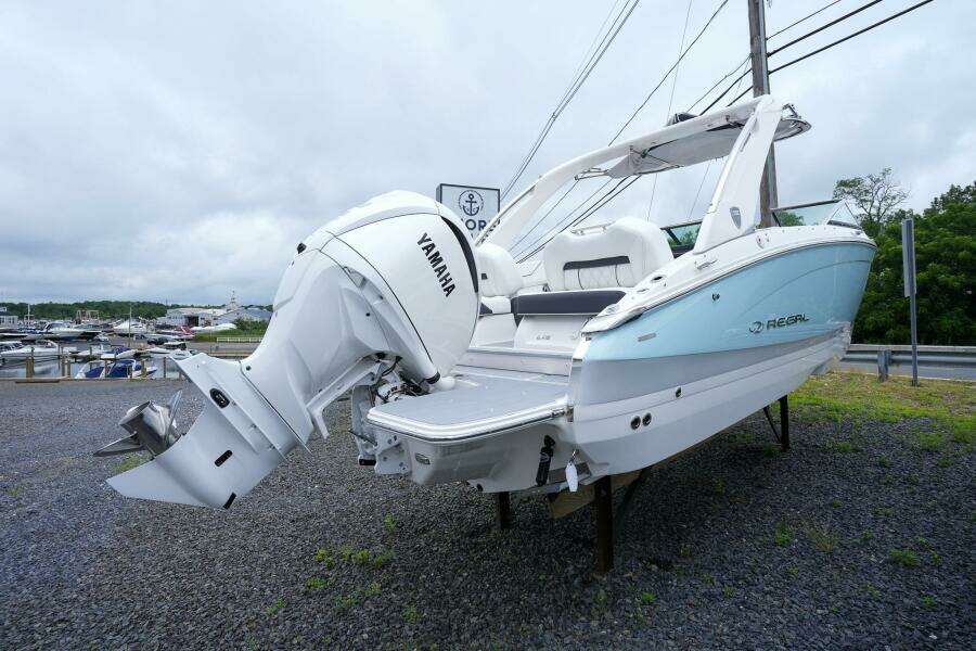 26ft Regal Yacht For Sale