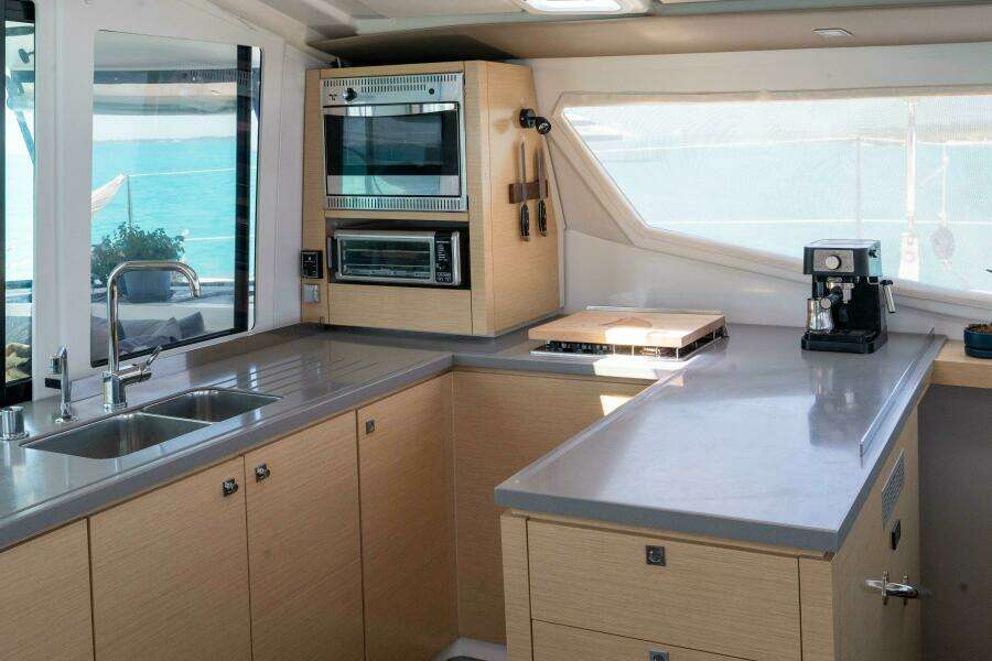 44ft Fountaine Pajot Yacht For Sale