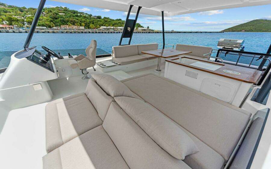 Mona Lisa 45ft Fountaine Pajot Yacht For Sale