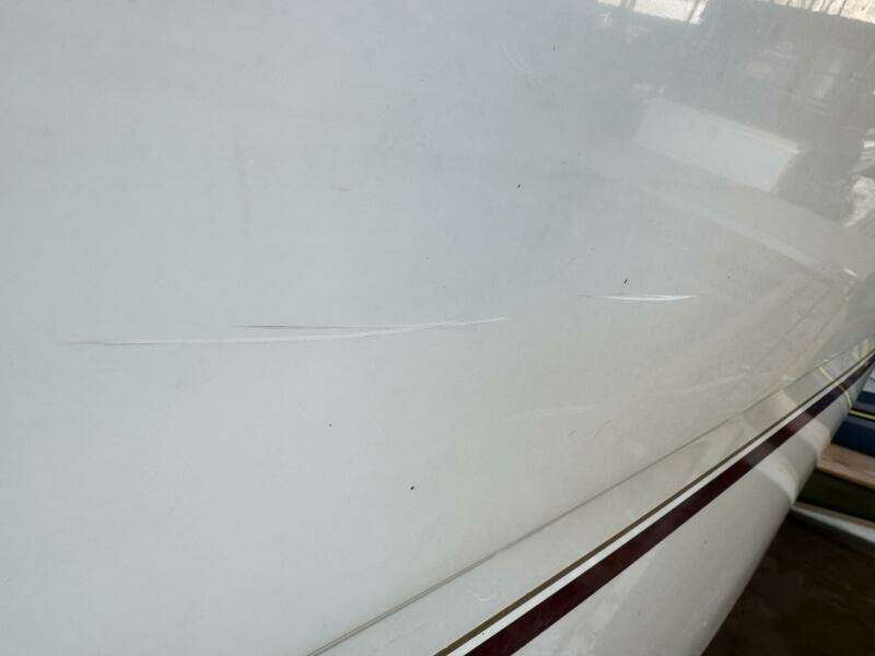 28ft Chaparral Yacht For Sale
