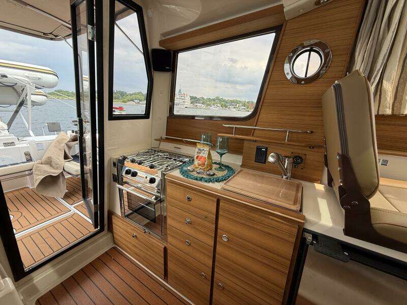 27ft Ranger Tugs Yacht For Sale