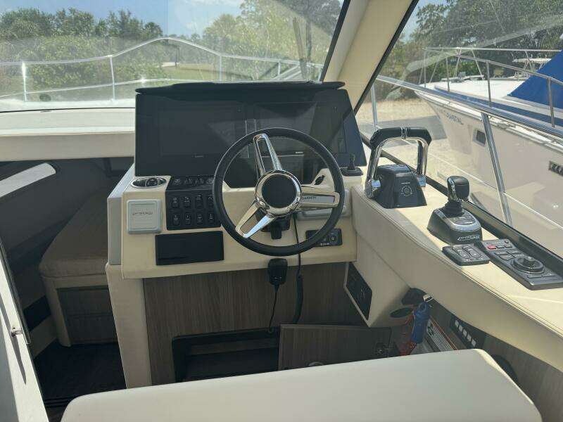 38ft Regal Yacht For Sale
