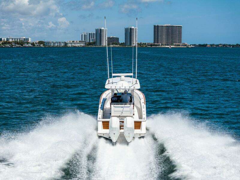 2021 Valhalla Boatworks V-33 LILY
