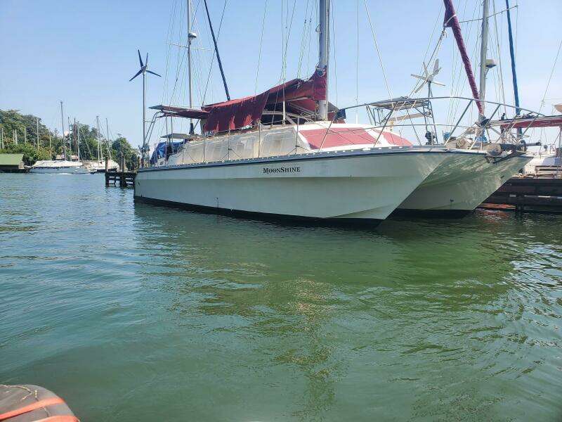 Moonshine 36ft Catalac Yacht For Sale