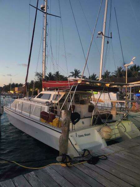 Moonshine 36ft Catalac Yacht For Sale