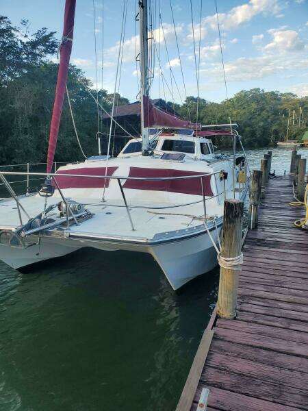 Moonshine 36ft Catalac Yacht For Sale
