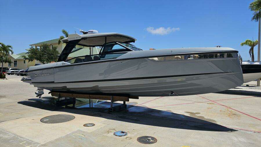 32ft Saxdor Yacht For Sale