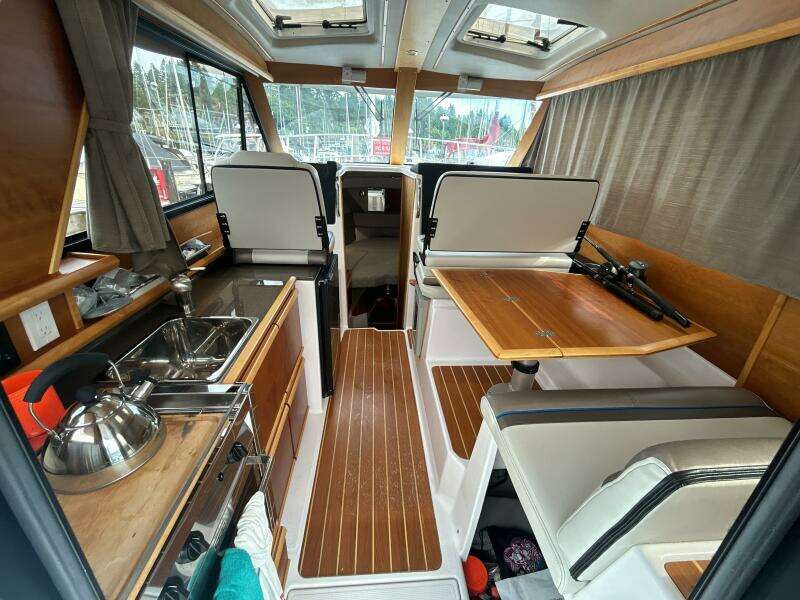 Mystique 28ft Cutwater Yacht For Sale