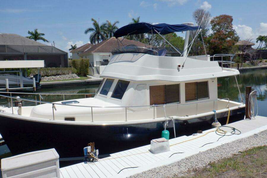 Betty Sue 34ft Mainship Yacht For Sale