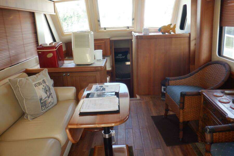 Betty Sue 34ft Mainship Yacht For Sale