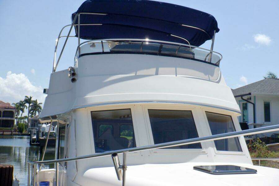 Betty Sue 34ft Mainship Yacht For Sale