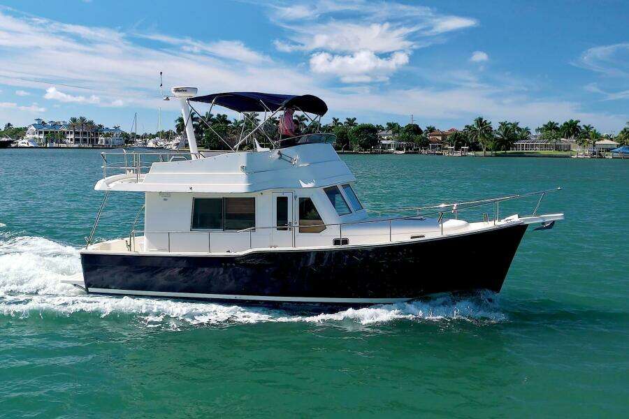 Betty Sue 34ft Mainship Yacht For Sale