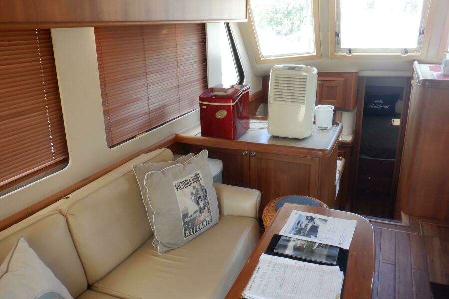 Betty Sue 34ft Mainship Yacht For Sale