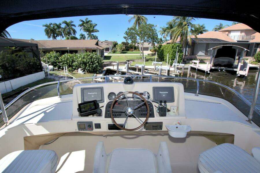Betty Sue 34ft Mainship Yacht For Sale