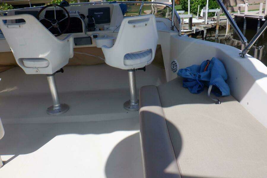 Betty Sue 34ft Mainship Yacht For Sale