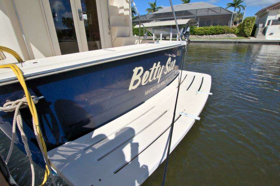 Betty Sue 34ft Mainship Yacht For Sale