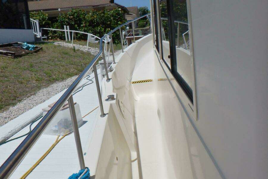 Betty Sue 34ft Mainship Yacht For Sale