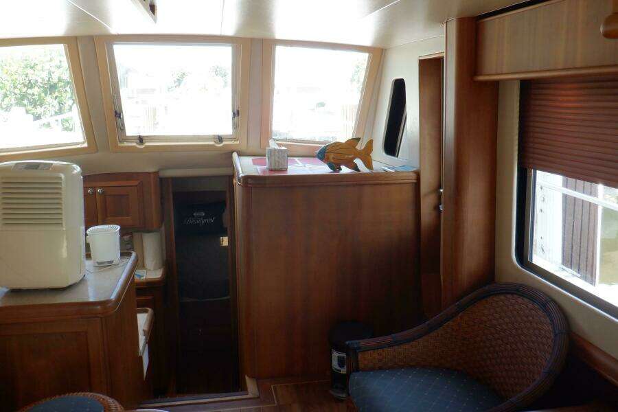 Betty Sue 34ft Mainship Yacht For Sale