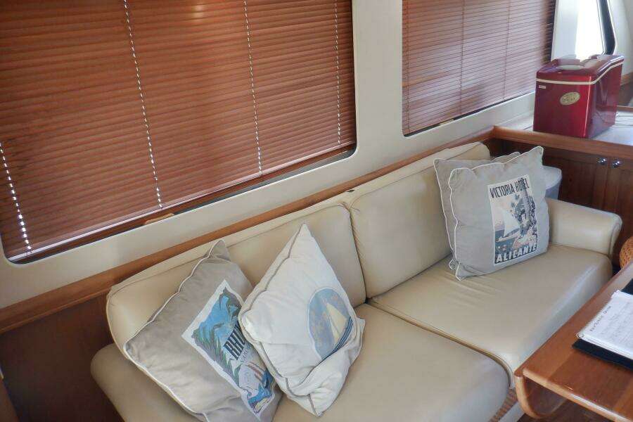 Betty Sue 34ft Mainship Yacht For Sale