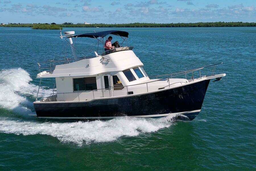 Betty Sue 34ft Mainship Yacht For Sale