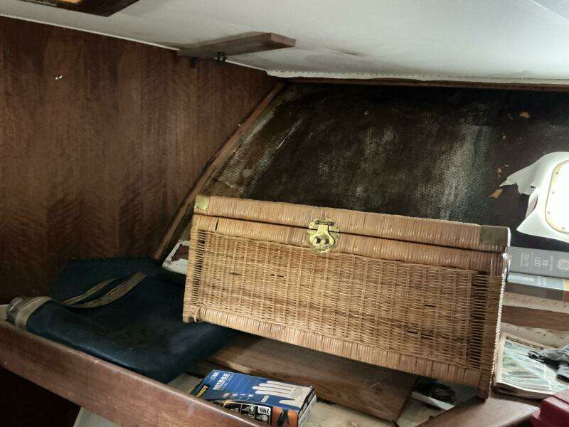 58ft Hatteras Yacht For Sale