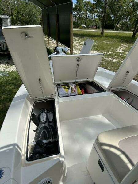 22ft Pathfinder Yacht For Sale