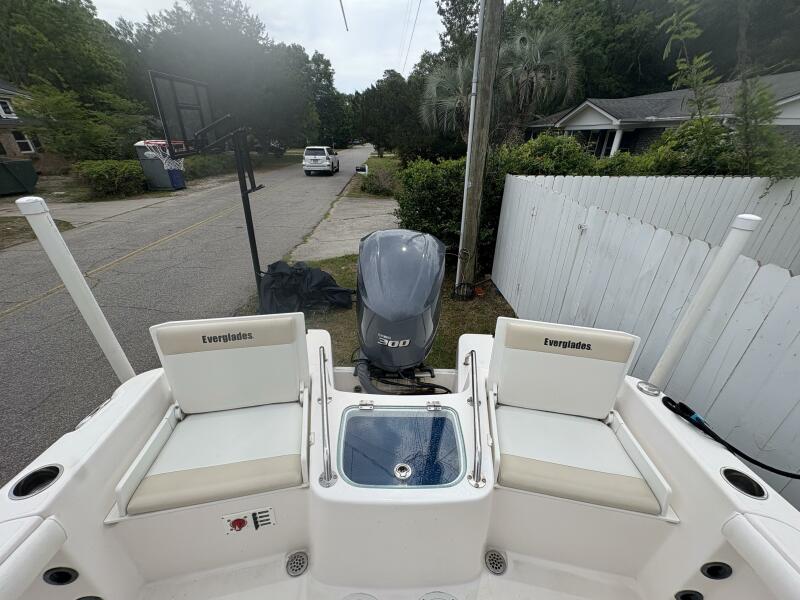 2015 Everglades 230CC