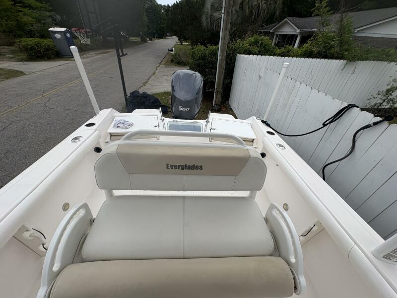 2015 Everglades 230CC