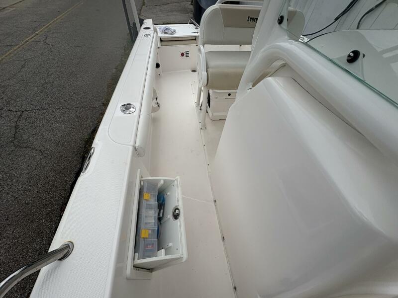 2015 Everglades 230CC