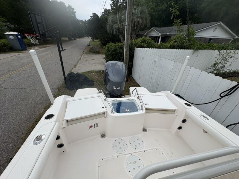2015 Everglades 230CC