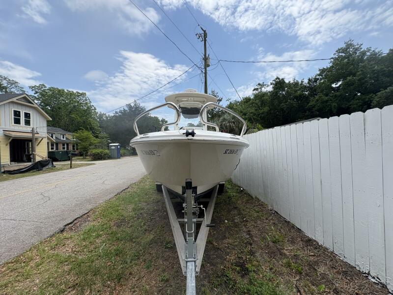 2015 Everglades 230CC