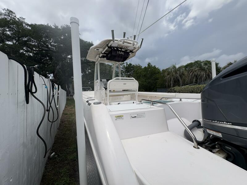 2015 Everglades 230CC