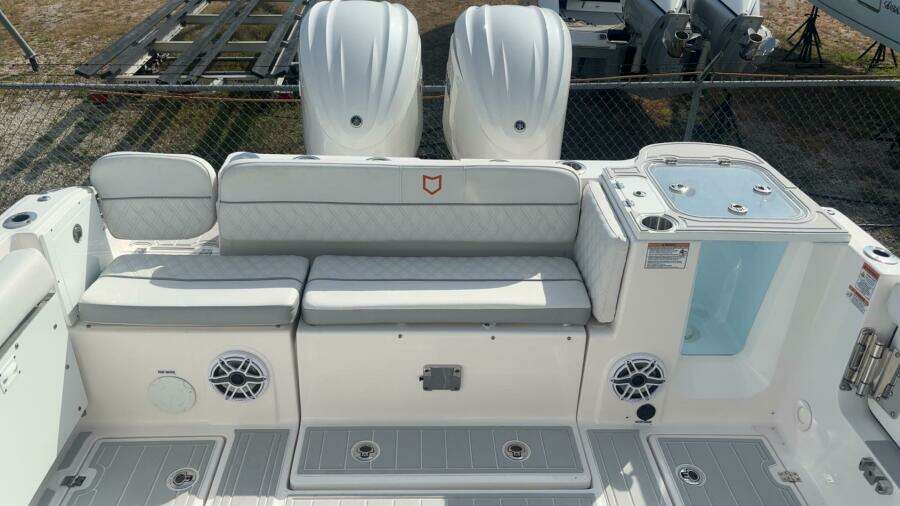 28ft Sea Fox Yacht For Sale