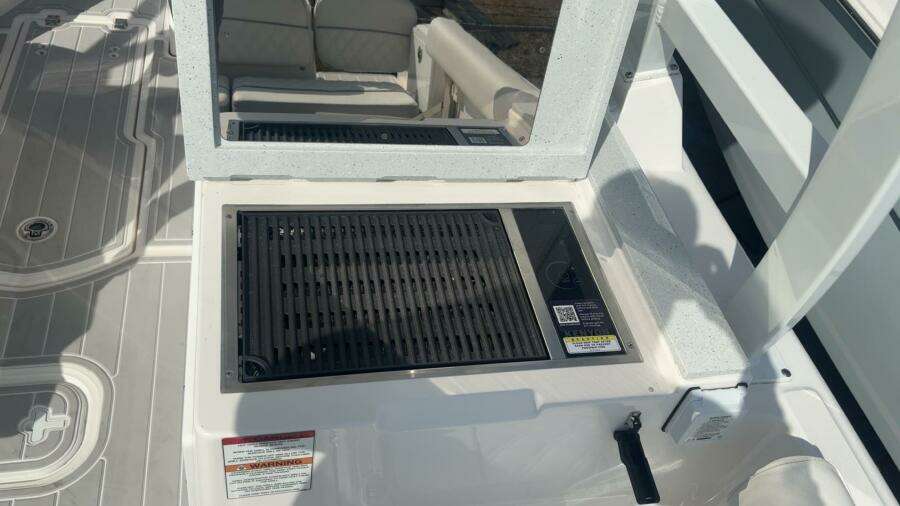 28ft Sea Fox Yacht For Sale