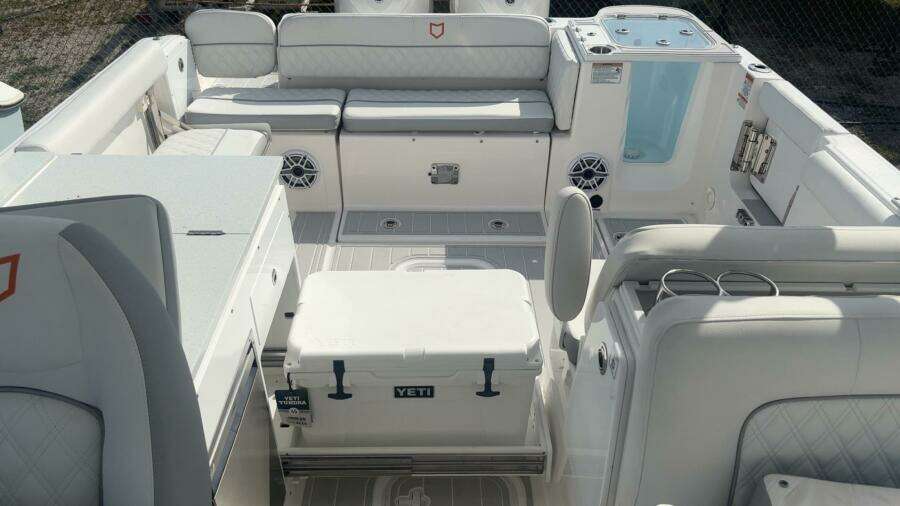 28ft Sea Fox Yacht For Sale