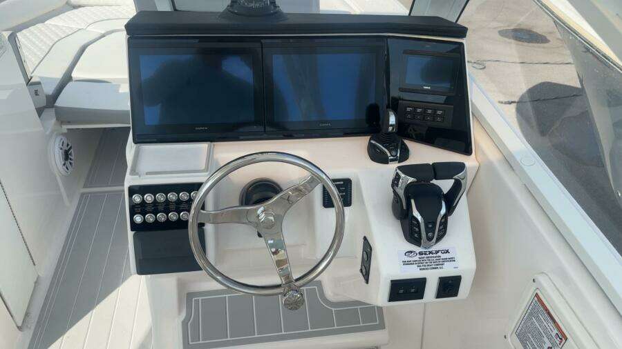 28ft Sea Fox Yacht For Sale