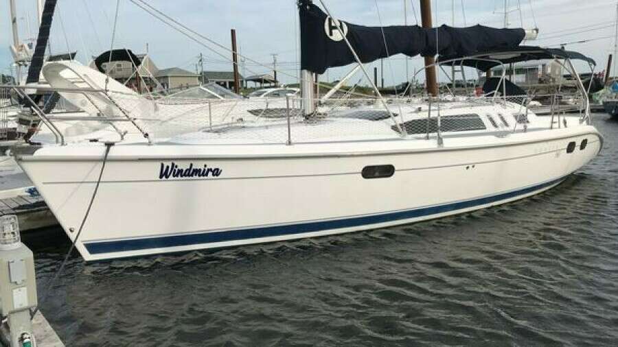 38ft Hunter Yacht For Sale