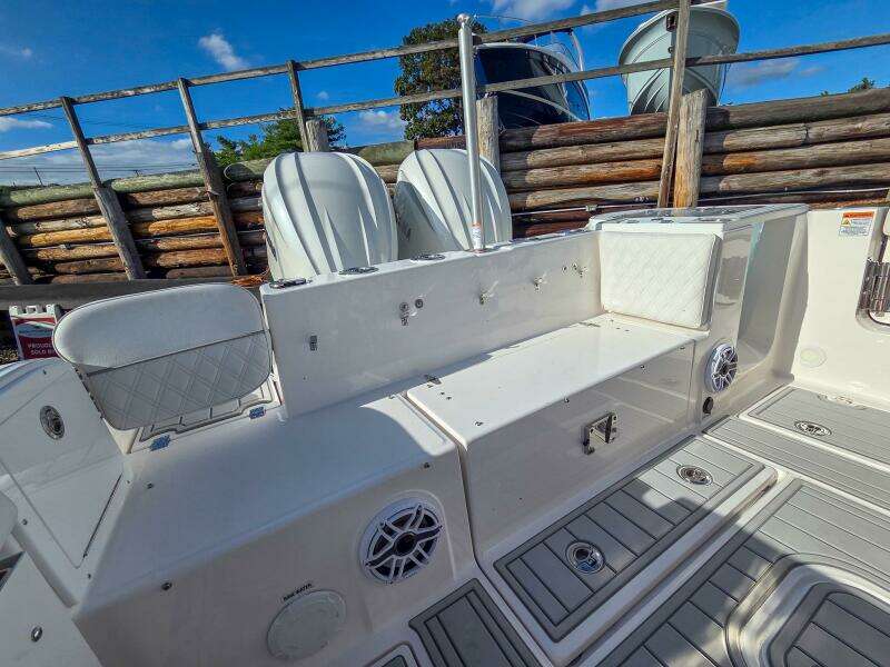 28ft Sea Fox Yacht For Sale