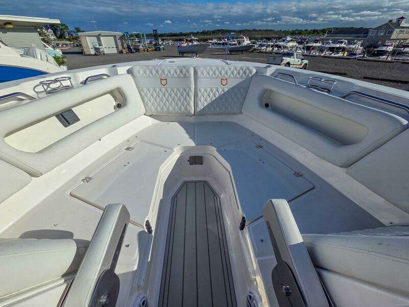 28ft Sea Fox Yacht For Sale