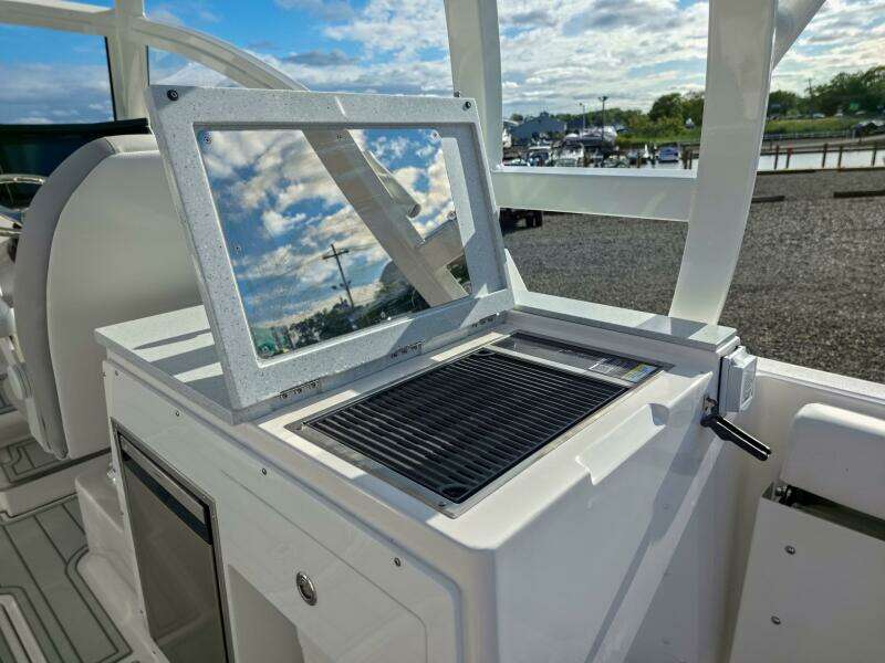28ft Sea Fox Yacht For Sale