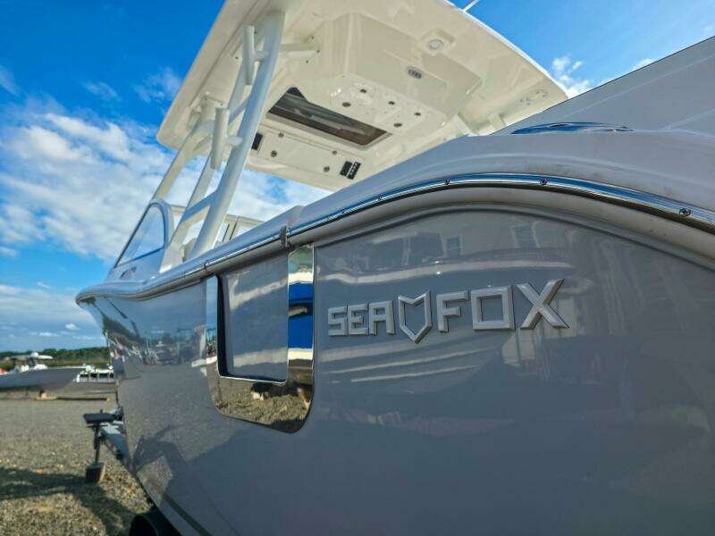 28ft Sea Fox Yacht For Sale