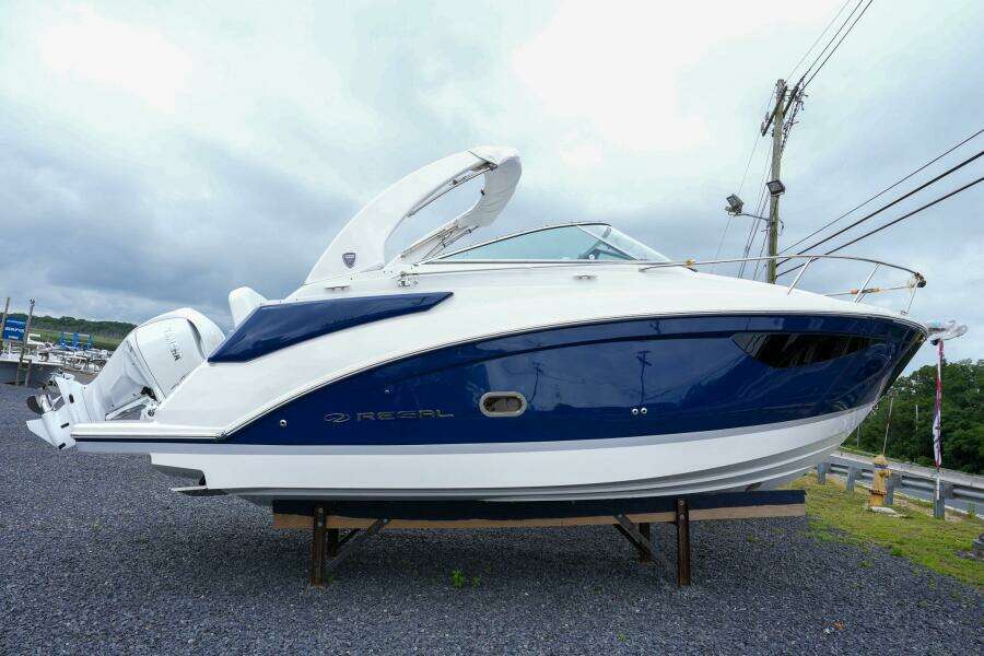 26ft Regal Yacht For Sale