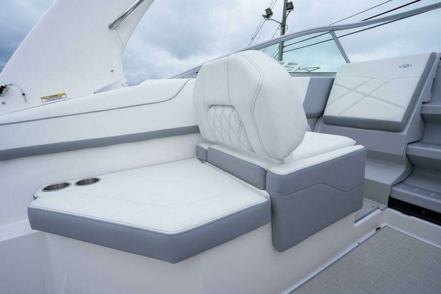 26ft Regal Yacht For Sale