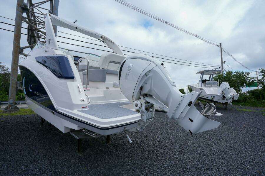 26ft Regal Yacht For Sale