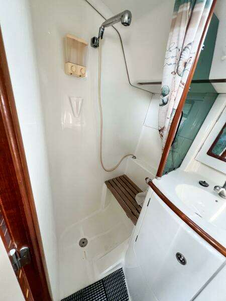 BRETAGNE 36ft Beneteau Yacht For Sale