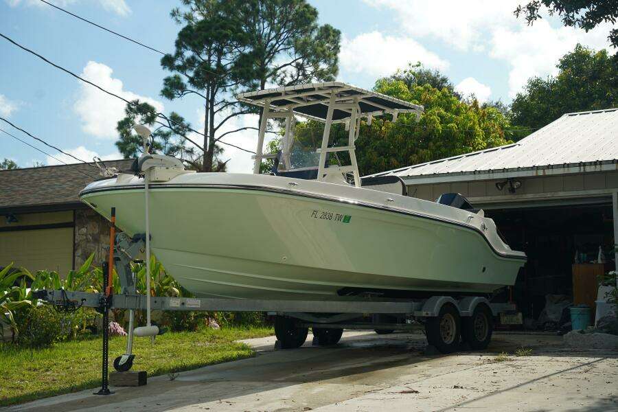 22ft Trophy Yacht For Sale